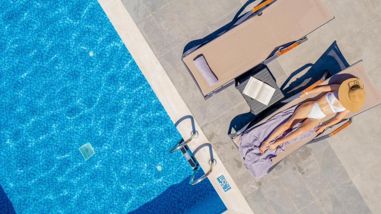 Luxury Villa Vanato & Pool Koukounaria Luaran gambar