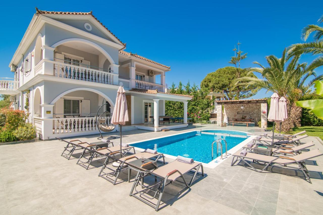 Luxury Villa Vanato & Pool Koukounaria Luaran gambar