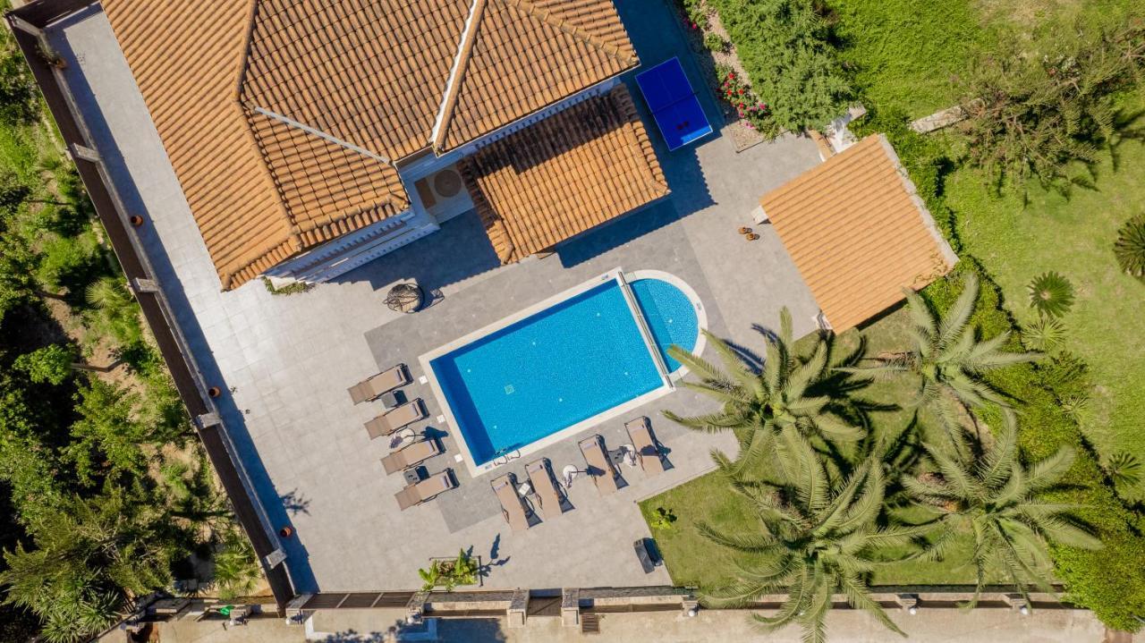 Luxury Villa Vanato & Pool Koukounaria Luaran gambar