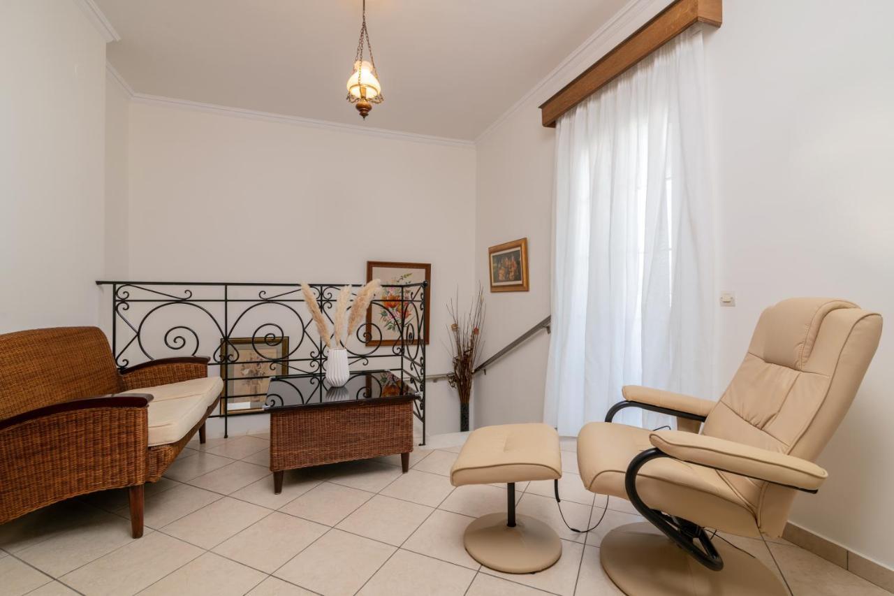 Luxury Villa Vanato & Pool Koukounaria Luaran gambar