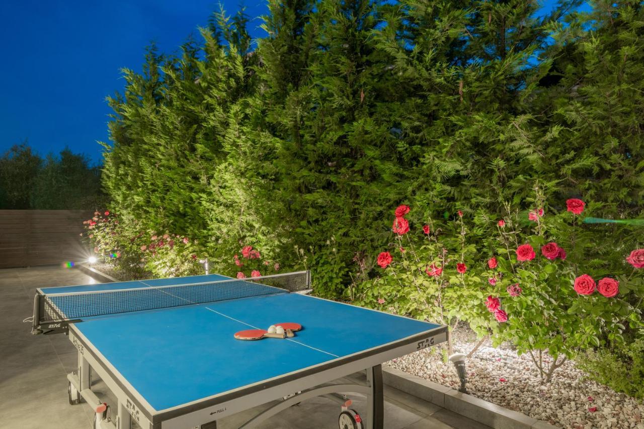 Luxury Villa Vanato & Pool Koukounaria Luaran gambar