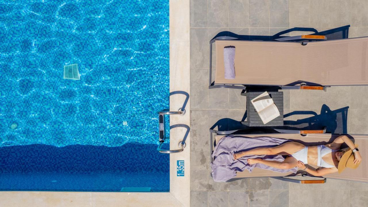 Luxury Villa Vanato & Pool Koukounaria Luaran gambar